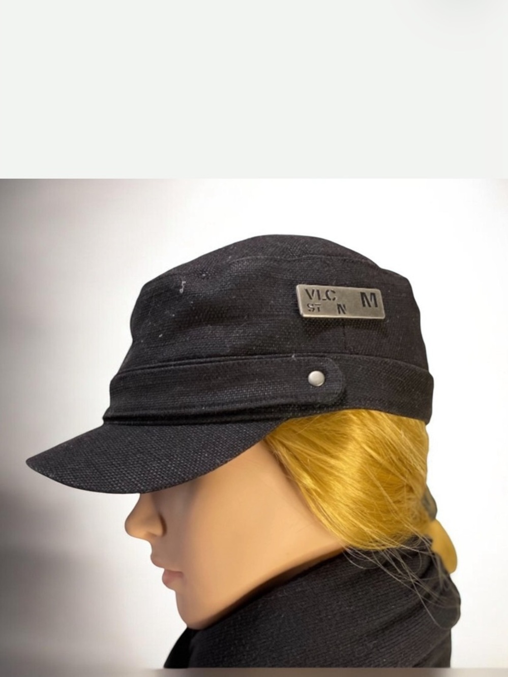 Volcom black 💯% cotton cap SZ M VLC